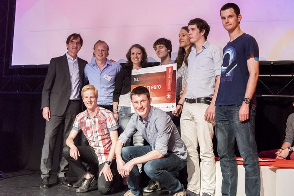 Formauto wint de duurzaamheidsprijs binnen de BrainsAward (foto (c) BrainsAward, Hans de Hing)