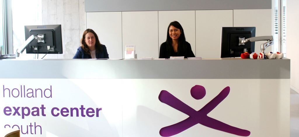 new expat center - welcome desk