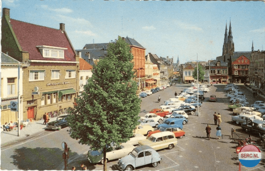 Markt Eindhoven auto's