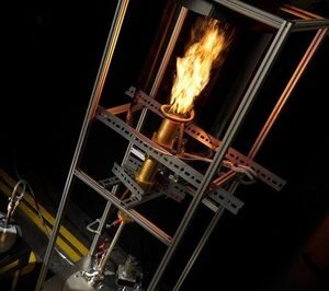 Eisen wird verbrannt im Eisenbrenner