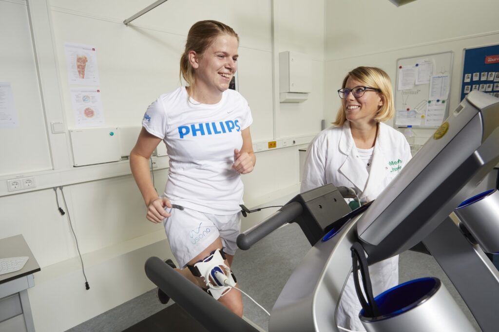 Philips-en-Usono-testen-Lumify-met-ProbeFix-Dynamic-tijdens-_meest-innovatieve-marathon-ter-wereld_-1