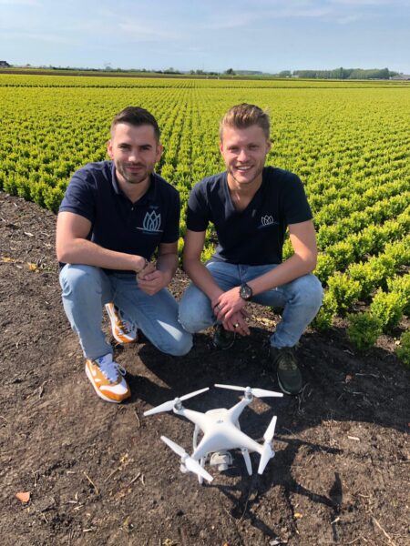 Sebastiaan van Adrichem en Roy Monissen van start-up Drone analysis