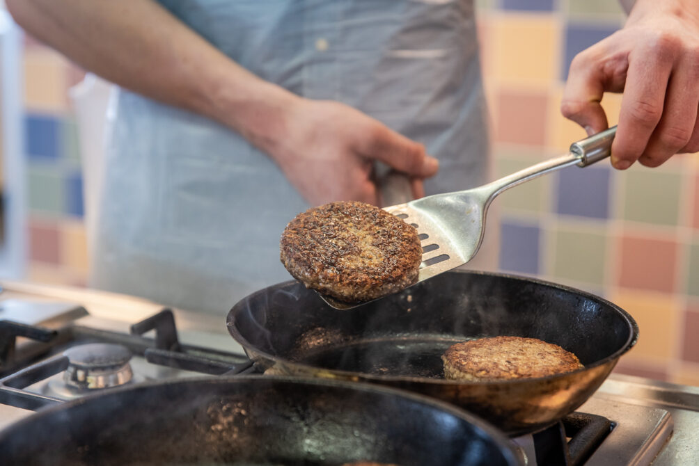 This image has an empty alt attribute; its file name is WBJ2638-1004x670.jpg