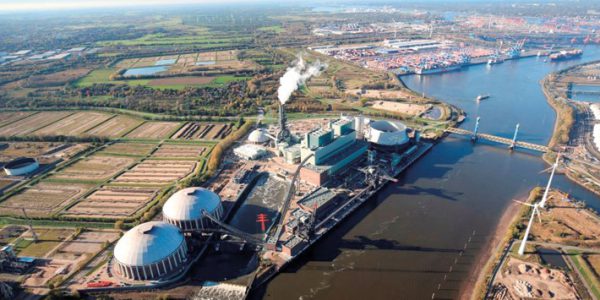 This image has an empty alt attribute; its file name is globalassets-deutschland-geschaeftsfelder-erzeugung-neubauprojekte-3c_moorburg_luftbild_2014_containerhafen_im_hintergrund_710x390-600x300-1.jpg