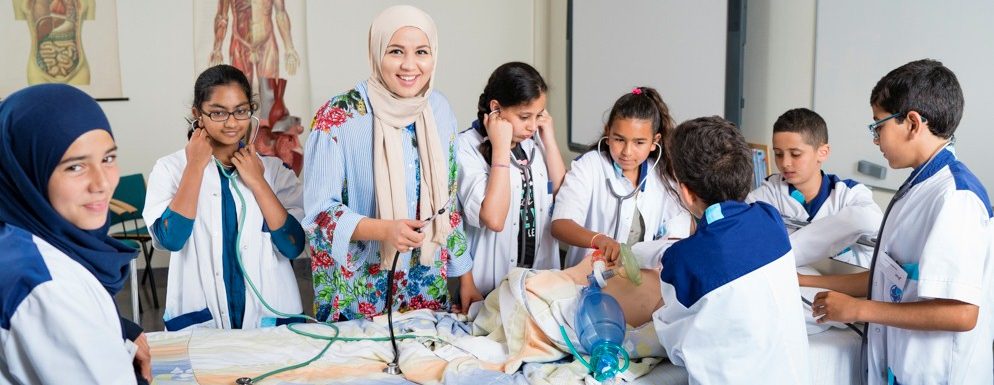 This image has an empty alt attribute; its file name is 18.-Geneeskunde-Maryam-Lyousoufi-2017-Vermelding-Ivar-Pel-e1585213475730.jpg