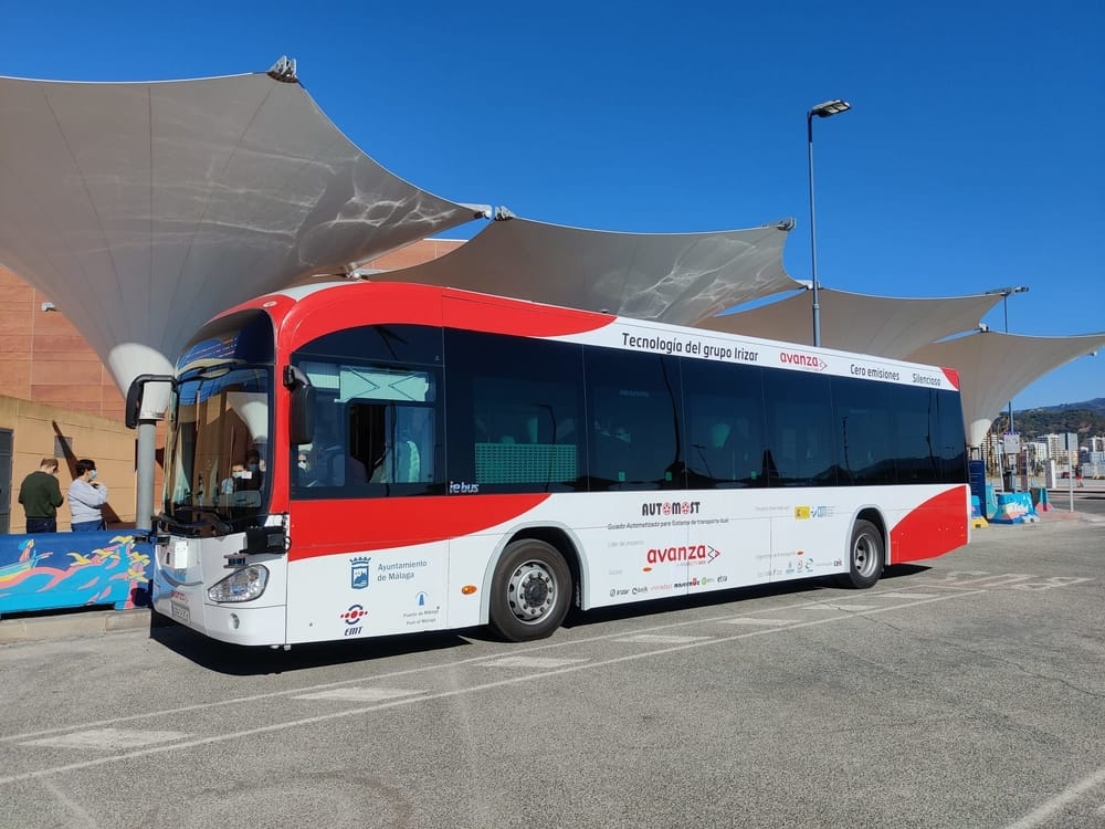 Zelfrijdende stadsbus