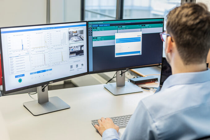 This image has an empty alt attribute; its file name is ipa-schneller-und-einfacher-zugriff-auf-maschinendaten-bld-2-678x452.jpg