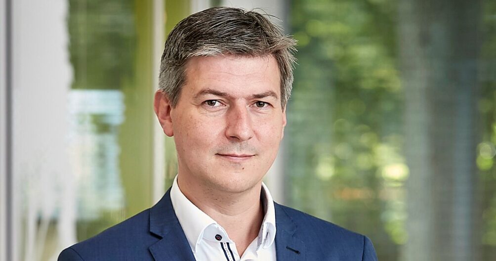 Stephan Hulsbergen, BOM