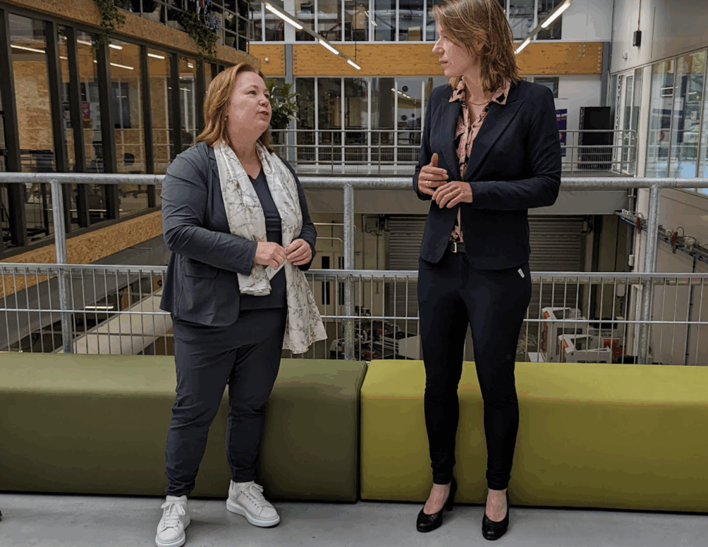 Saartje Jansen en minister Bruins Slot