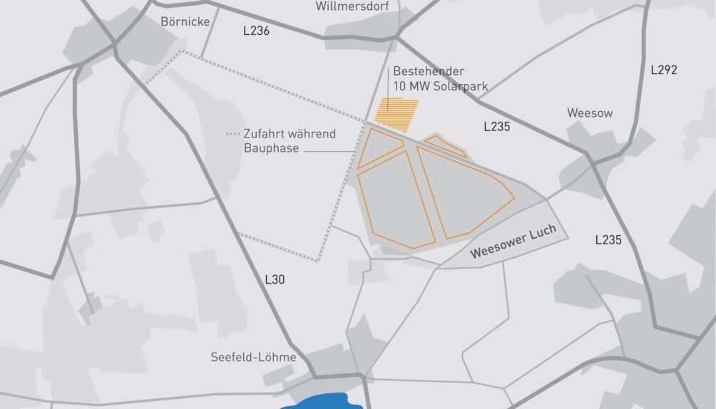 Plattegrond van het solarpark. Rechtsonder ligt Werneuchen. Beeld EnBW