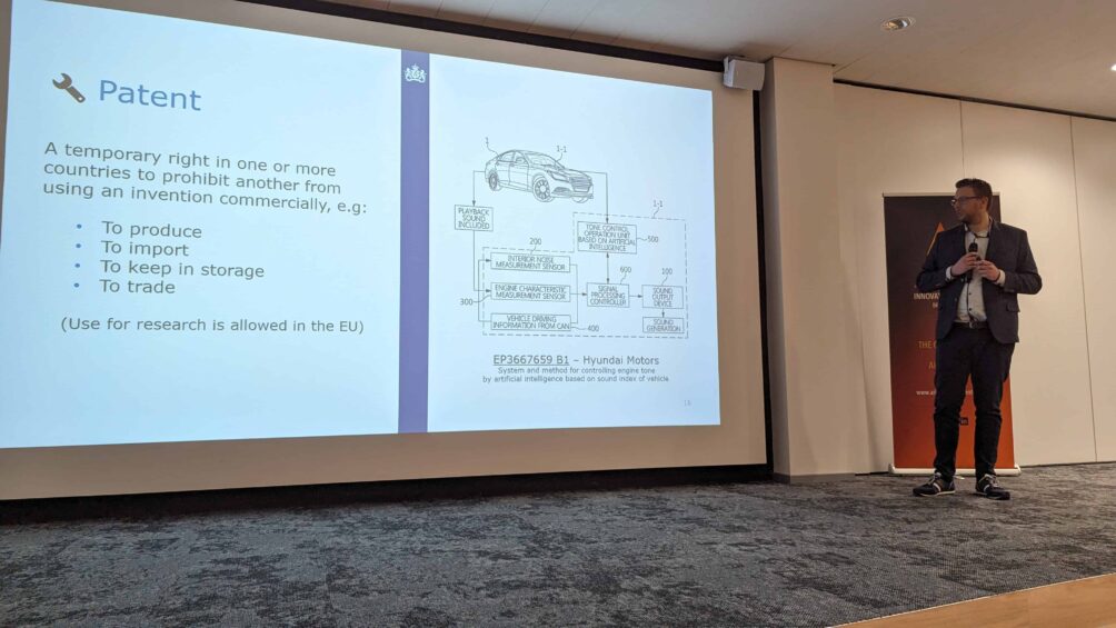 Twan Uijttewaal, RVO